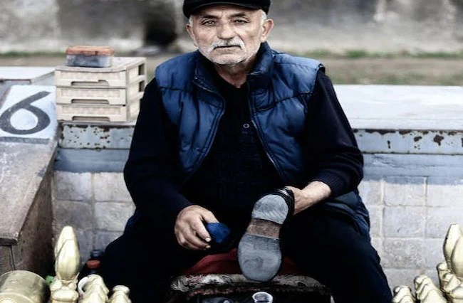 Cara Memilih Jasa Semir Sepatu